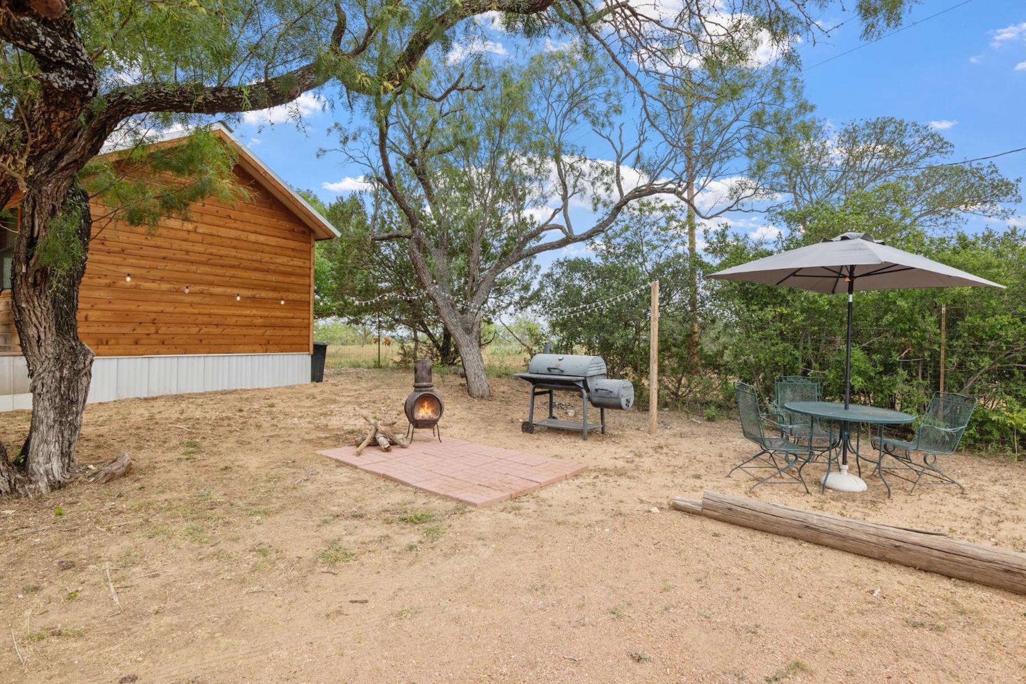 Hr Cabin 4 - The Sunflower Cottage Fredericksburg Exterior photo